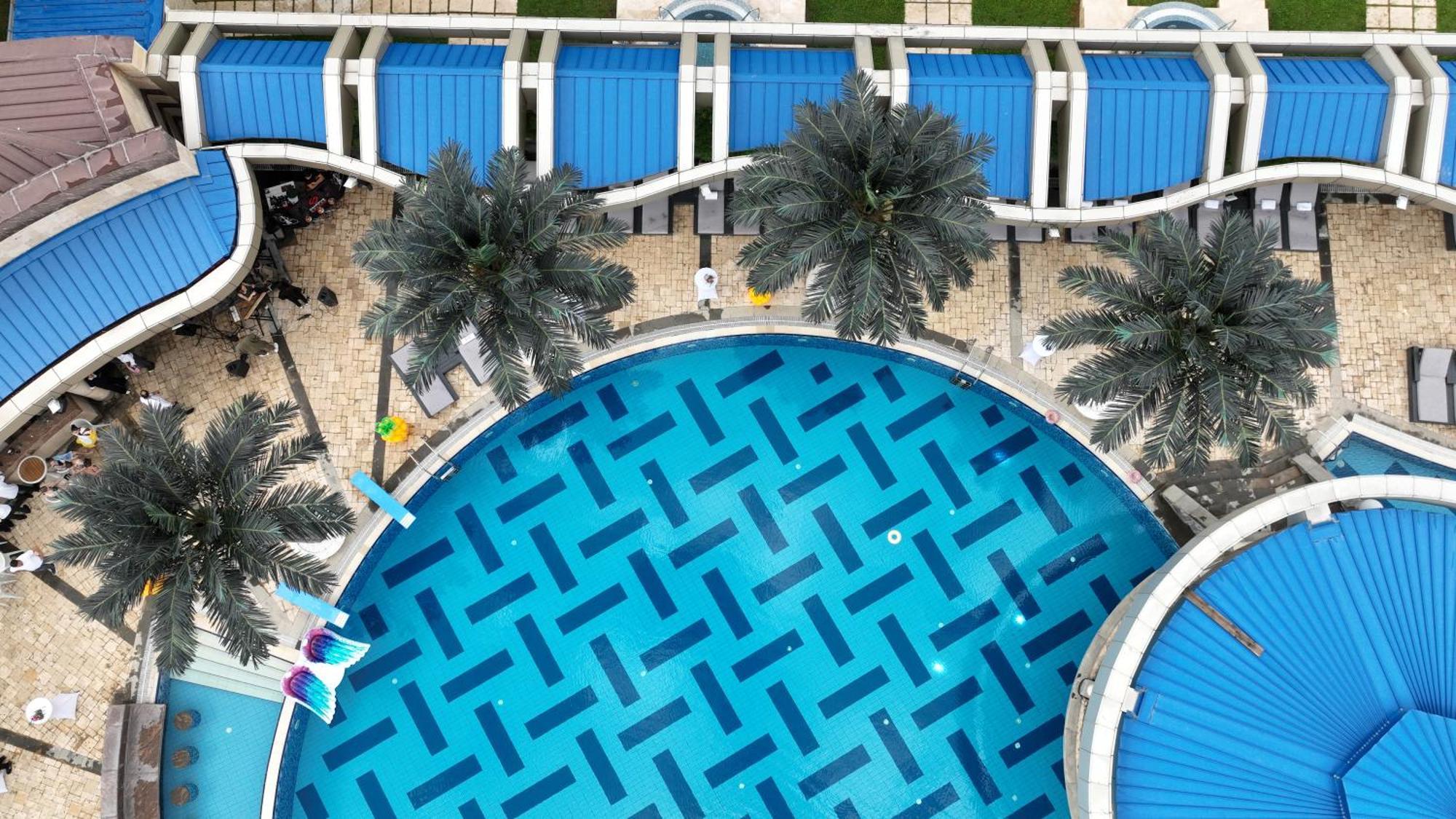 Ptghni Multi Grand Pharaon Hotel מראה חיצוני תמונה