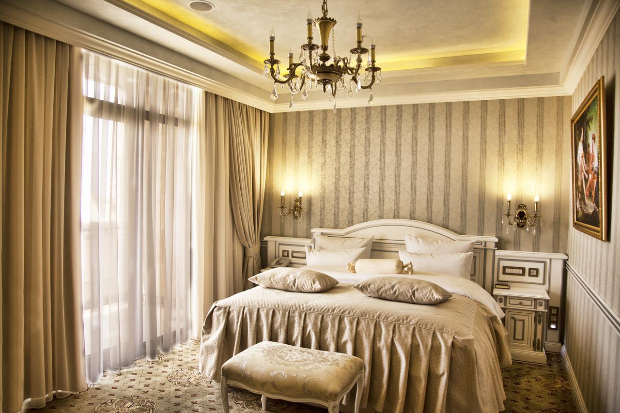 Ptghni Multi Grand Pharaon Hotel מראה חיצוני תמונה