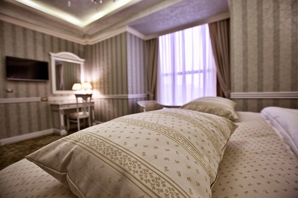 Ptghni Multi Grand Pharaon Hotel מראה חיצוני תמונה