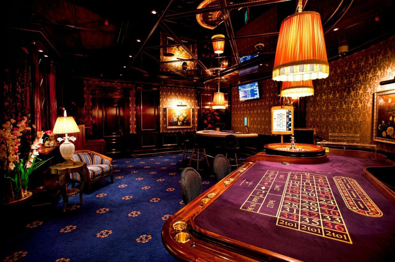 Ptghni Multi Grand Pharaon Hotel מראה חיצוני תמונה