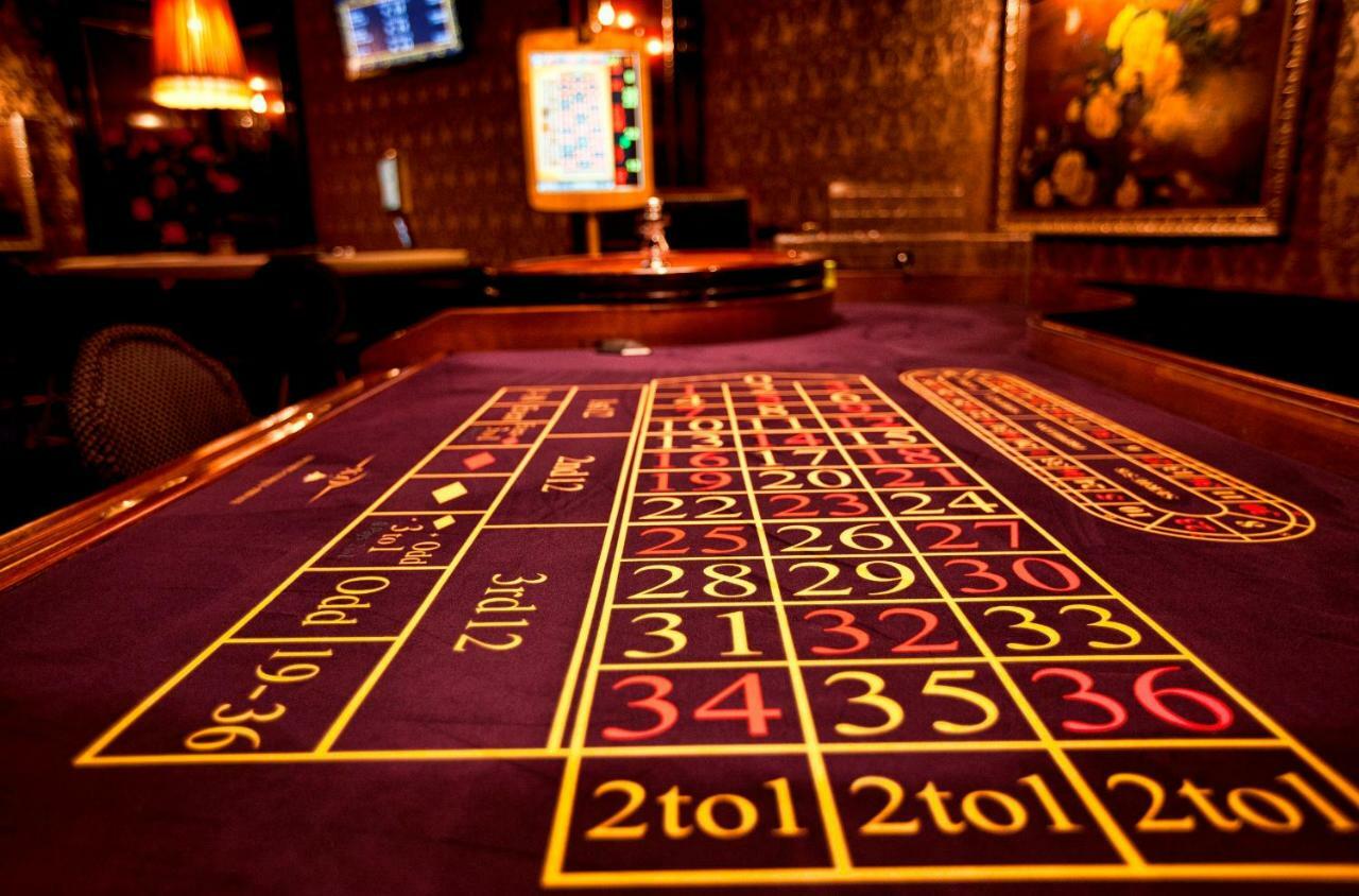 Ptghni Multi Grand Pharaon Hotel מראה חיצוני תמונה