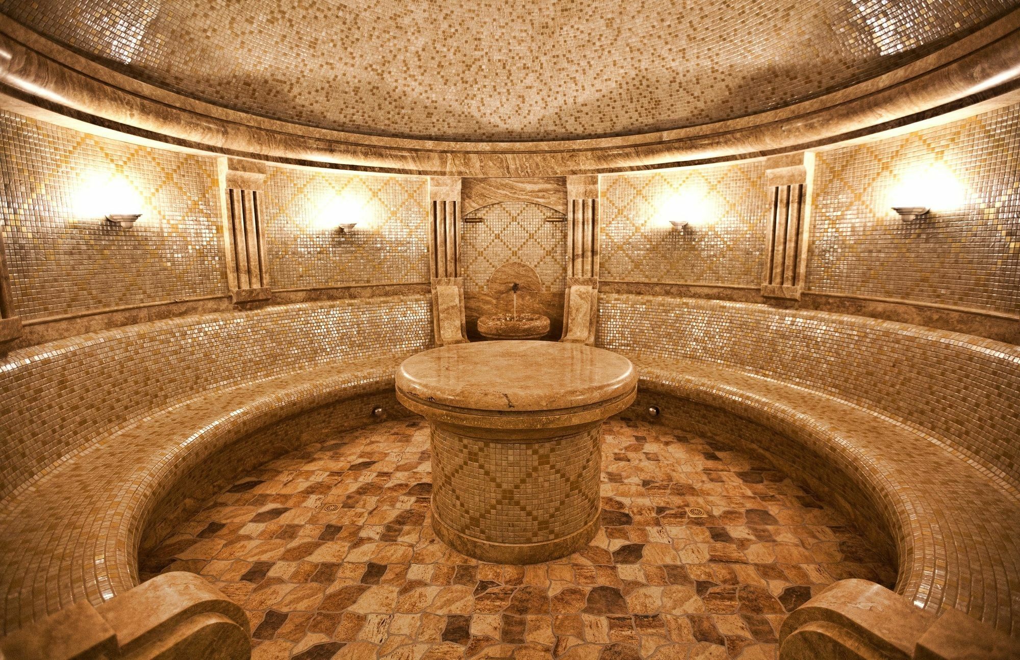 Ptghni Multi Grand Pharaon Hotel מראה חיצוני תמונה