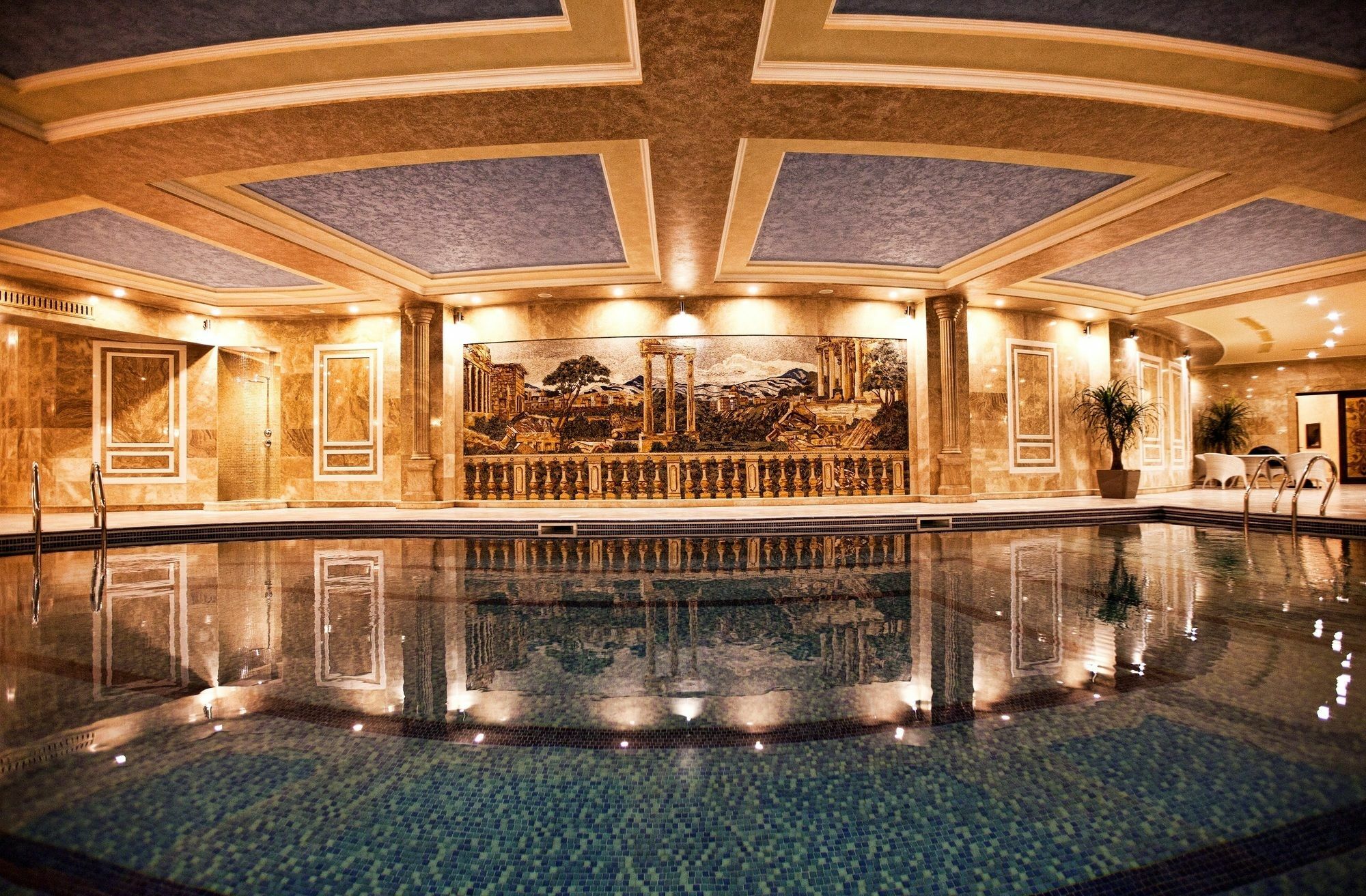 Ptghni Multi Grand Pharaon Hotel מראה חיצוני תמונה