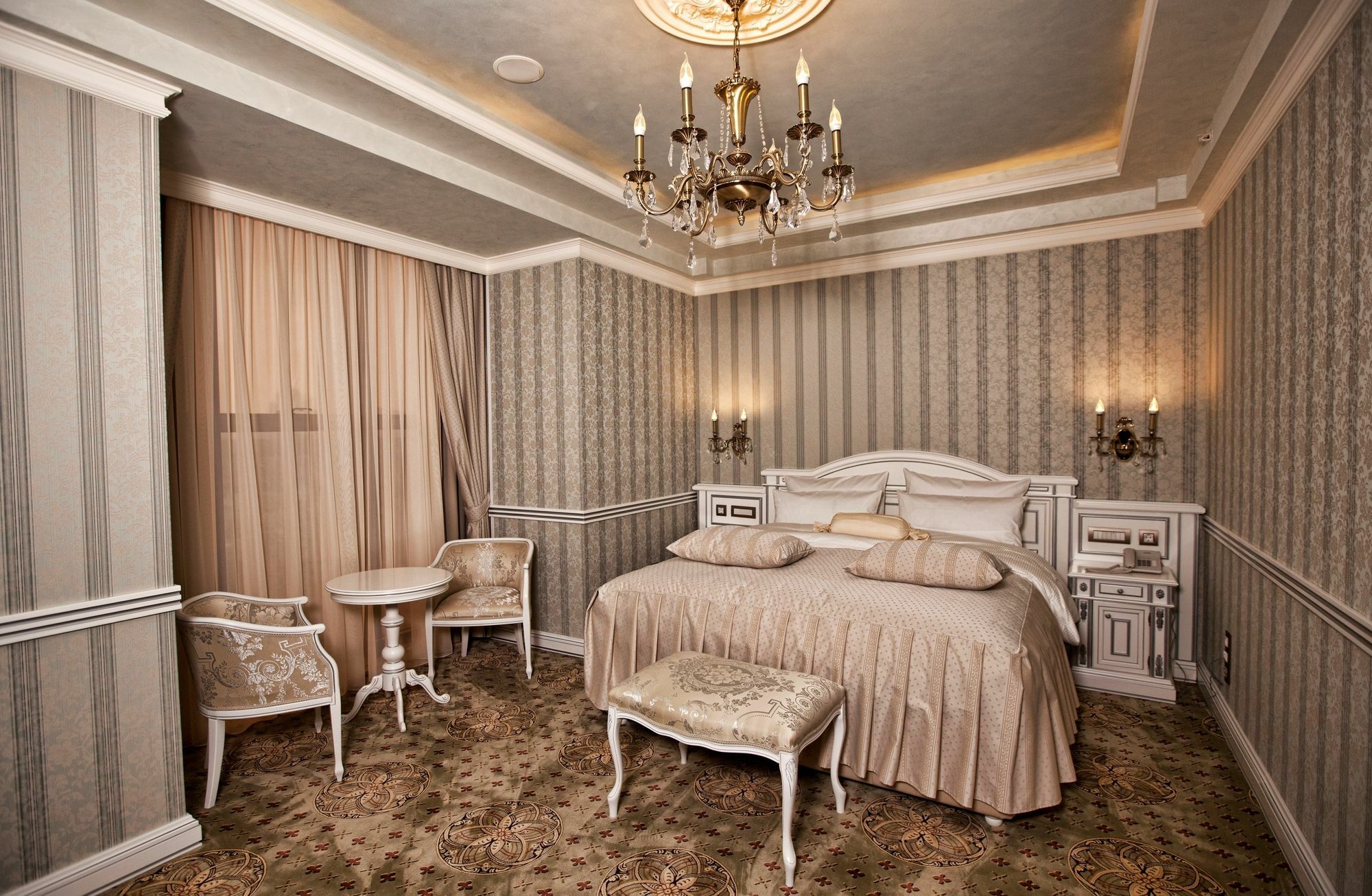 Ptghni Multi Grand Pharaon Hotel מראה חיצוני תמונה